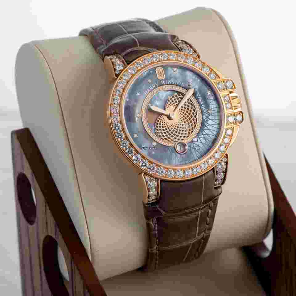 Harry Winston Ocean
Moon Phase 36mm Ladies OCEQMP36RR026