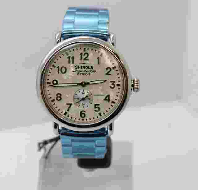 Shinola
                           
                                 Runwell 47mm Silver Dial Watch S0120223882