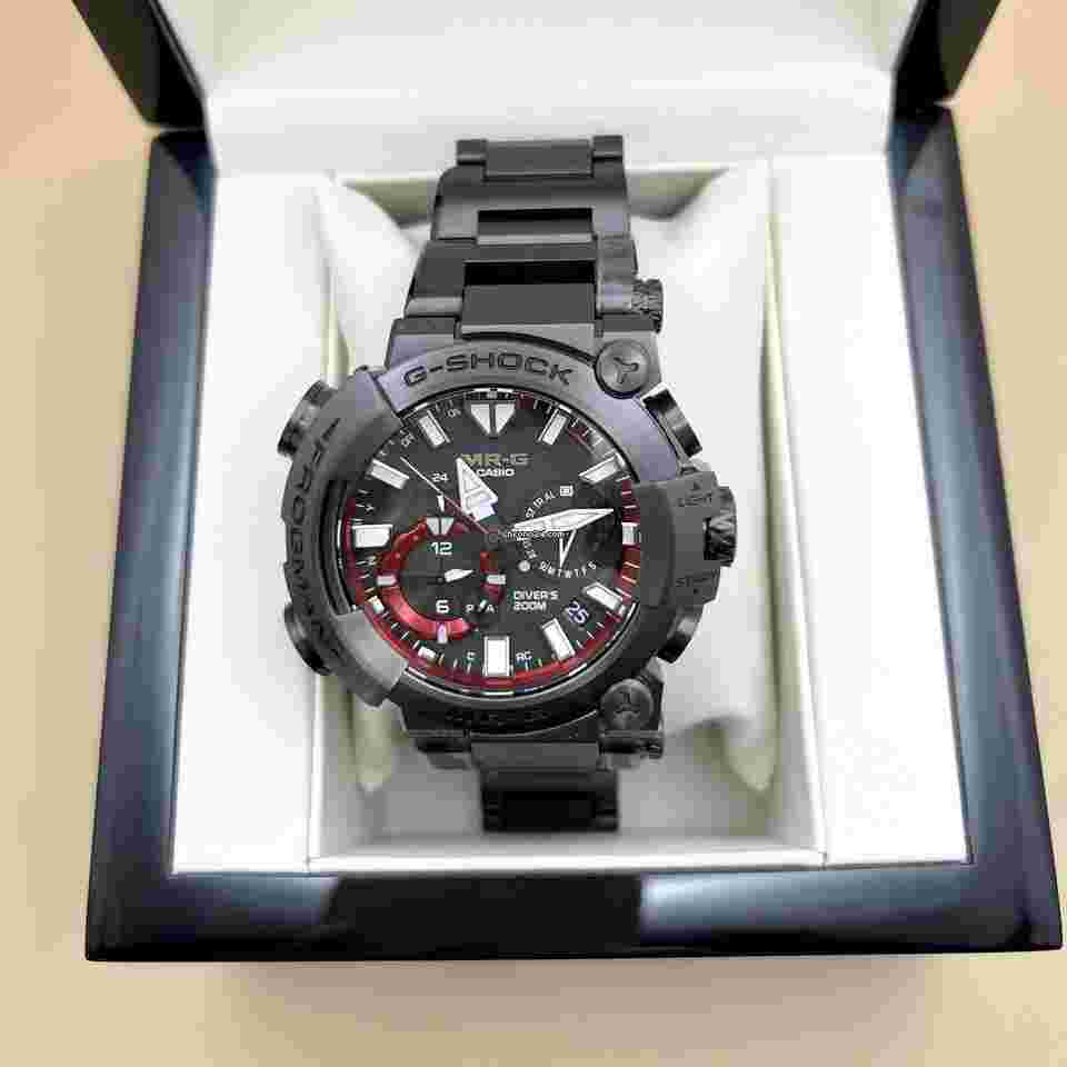 Casio G-Shock
                           
                                 titanium solar radio bluetooth diving men's watch MRG-BF1000B-1AJR