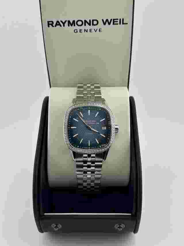 Raymond Weil Freelancer
                           
                                 Ladies Automatic Steel Blue Dial