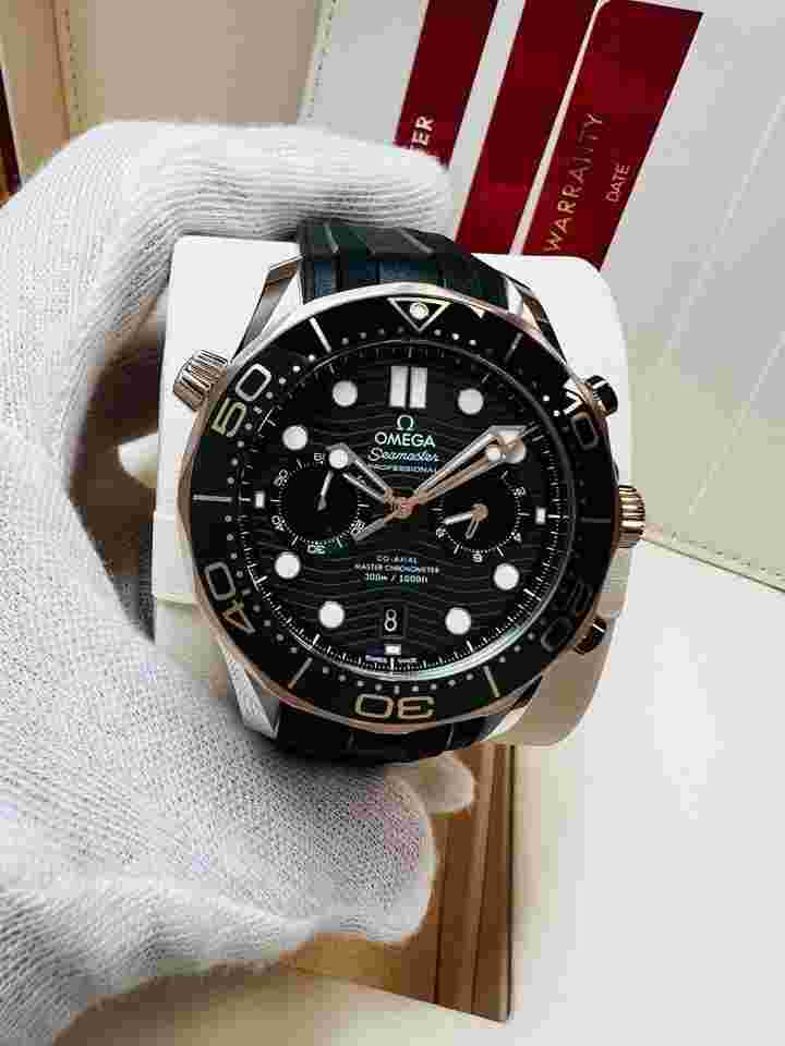 Omega Seamaster
210.22.44.51.01.001 Seamaster Stainless Rose Gold Box Paper