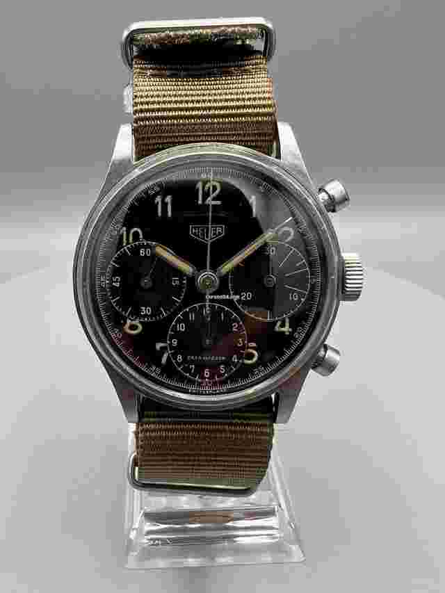 Heuer
                           
                                 Valjoux 71 Rare Chronograph "Casa Masson"