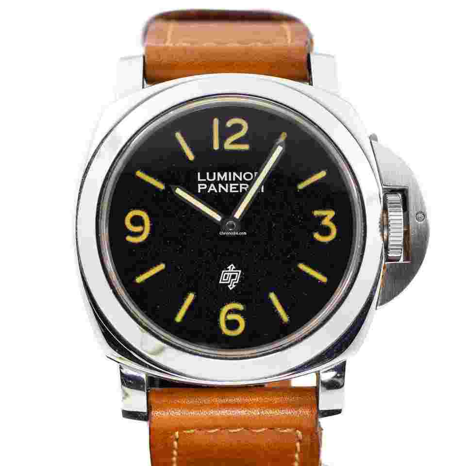 Panerai Luminor
Pre-V Logo Luminor Ref: 5218-201/A