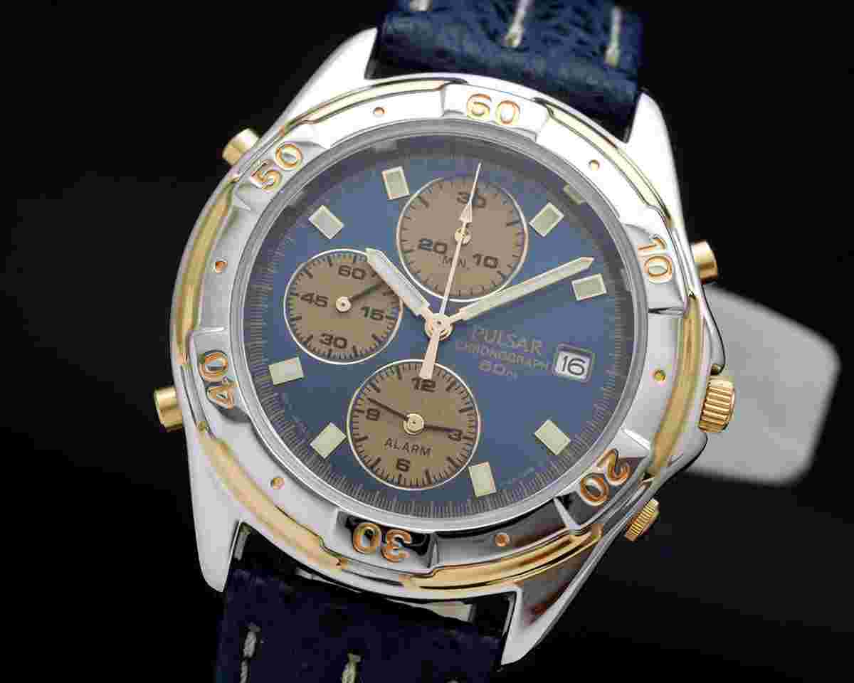 Pulsar by Seiko New Old Stock Chronograph Y182 (Seiko 7T32) vintage NOS SERVICED WARRANTY