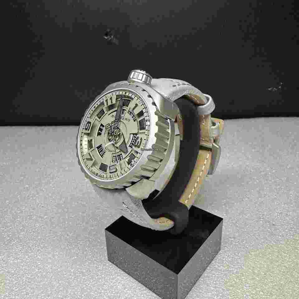 Bomberg Bolt-68
                           
                                 BS45ASS.045-6.3 Automatic 2017 Steel New