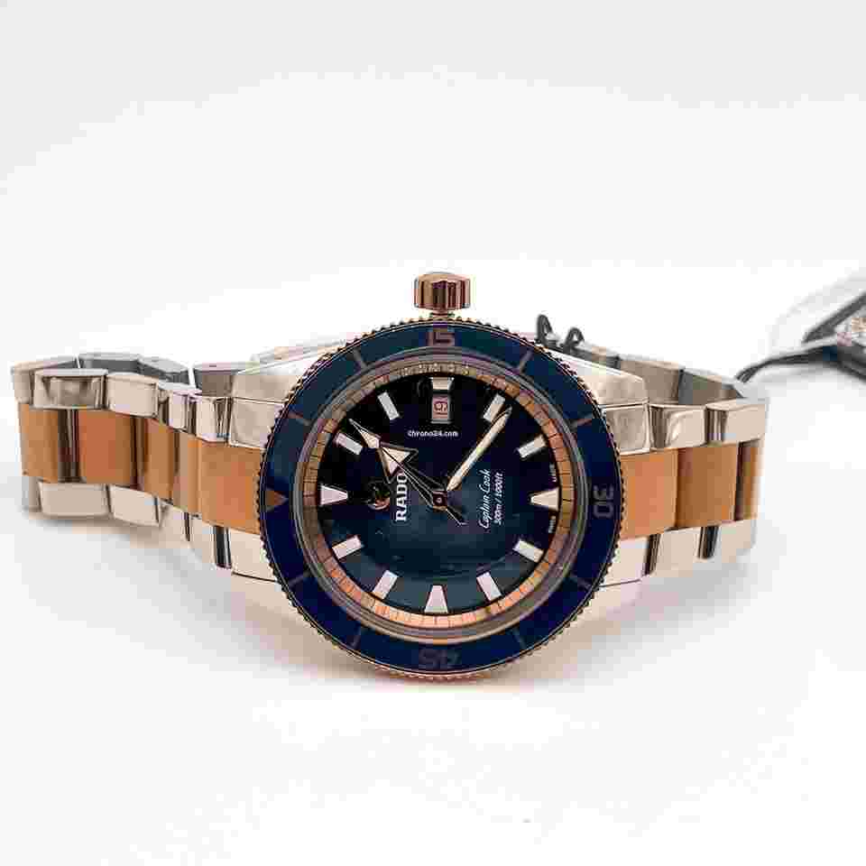 Rado HyperChrome Captain Cook
Automatic