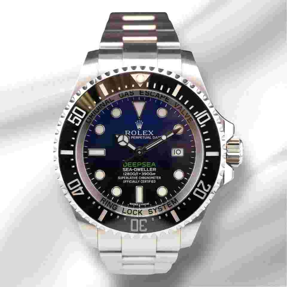 Rolex Sea-Dweller Deepsea
Deep Sea-Dweller Date 44mm 'James Cameron' Blue Steel Oyster Watch 116660