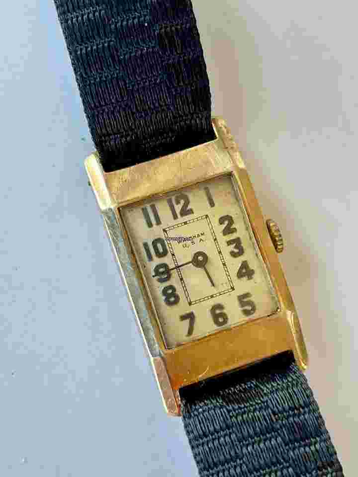 Waltham
                           
                                 U.S.A. Solid 9K(375) Red Gold Dennison ALD Case Art Deco Curvex Rectangular Two Tone Dial