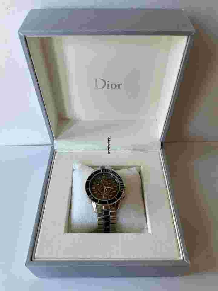 Dior Christal
Cristian Dior Christal Chronograph Calendar Quick Set Date Black Retailing Bezel Swiss