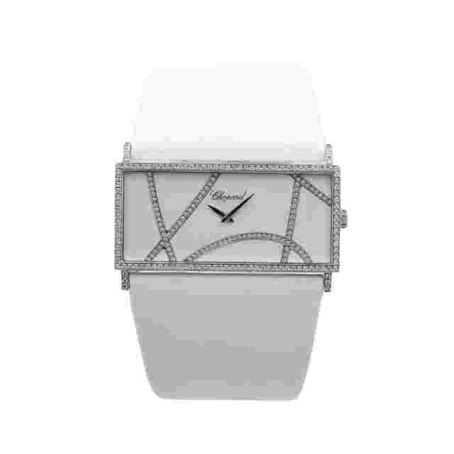 Chopard Classic Ladies Classic Diamond Rectangle 18kt Weissgold 240 Diamonds Enamel Dial 43x20.5mm Ref. 139130-1001 B+P