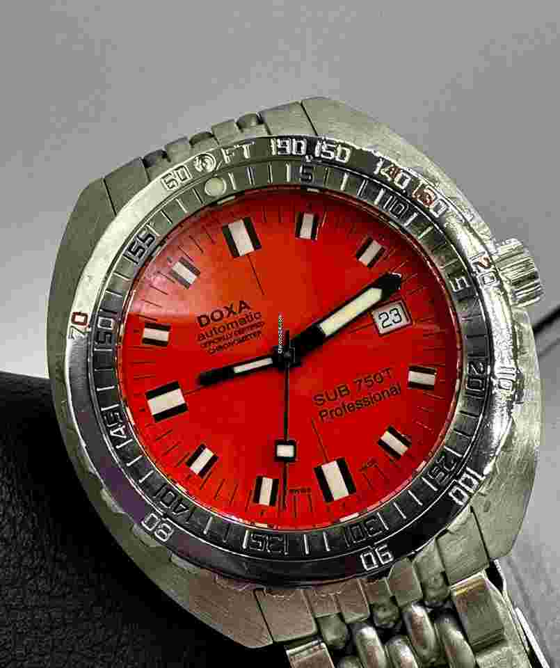 Doxa Sub
Extremely Rare DOXA SUB Professional 750T CoSC Limited Edition #4710/5000 Orange