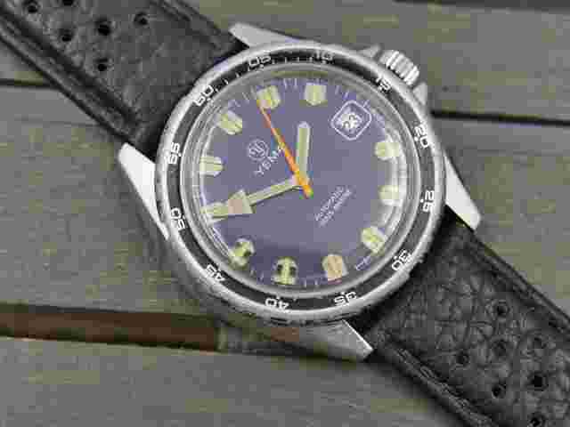 Yema
                           
                                 Sous marine diver automatic FE 4611A Steel RARE 37mm vintage 80s