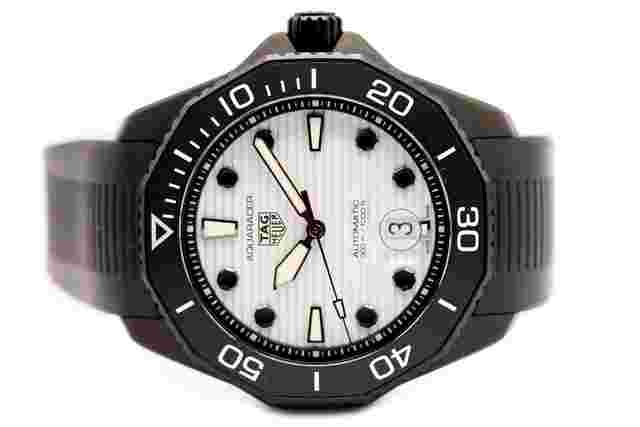 TAG Heuer Aquaracer 300M
                           
                                 WBP201D.FT6197