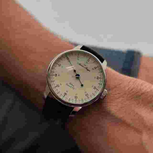 Meistersinger
                           
                                 Enamel Edition Z1 43mm Ivory Brown Leather