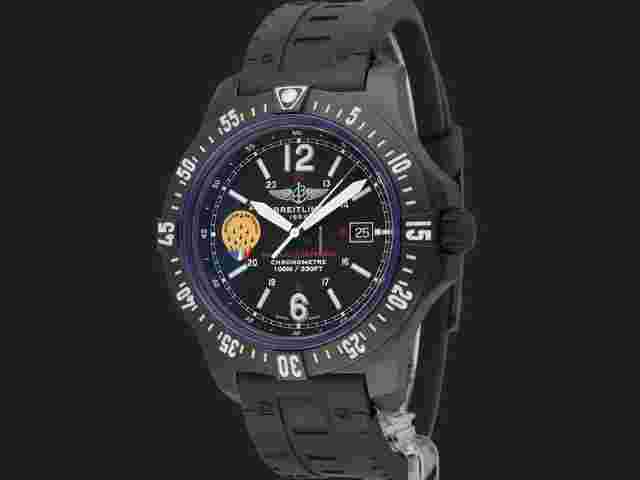 Breitling Colt Skyracer
                           
                                 45 Patrouille de France X74320B8