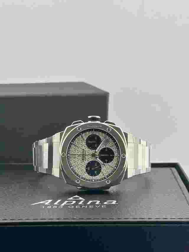 Alpina Alpiner
                           
                                 EXTREME CHRONOGRAPH AUTOMATIC