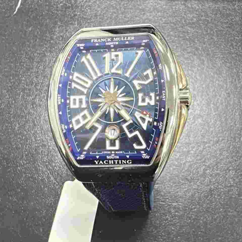 Franck Muller Vanguard
                           
                                 Yachting 45 mm 18K RG/SS - Blue Dial - Rubber Strap 45SCYACHTBLU5N