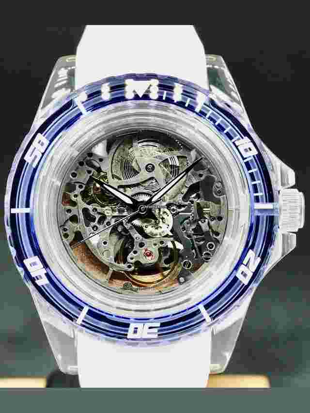 Artya
                           
                                 Diver Crystal Skeleton Blue Bezel