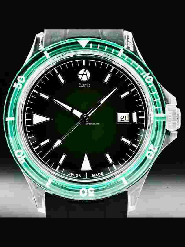 Artya
                           
                                 Diver Crystal Green Smoke Green Bezel