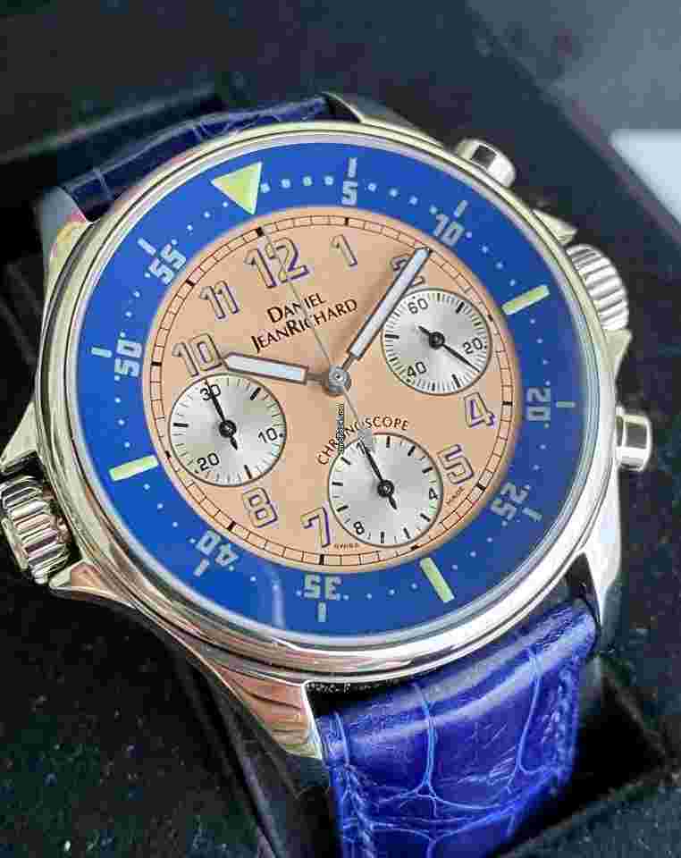 JeanRichard
                           
                                 Daniel JeanRichard Chronoscope Automatic ETA Salmon Dial