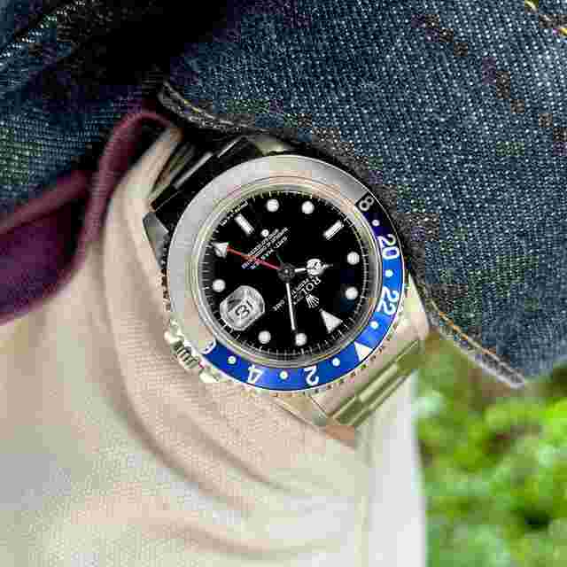 Rolex GMT-Master
                           
                                 16700 Pepsi 40mm Black Dial Circa 1996 T Serial