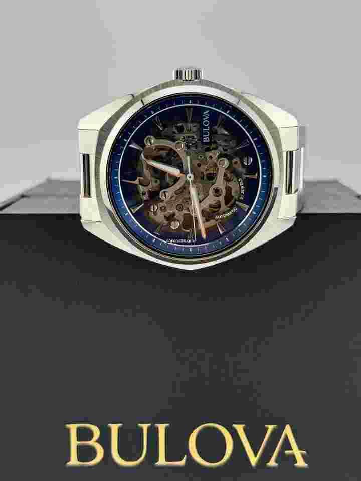 Bulova
                           
                                 Surveyor