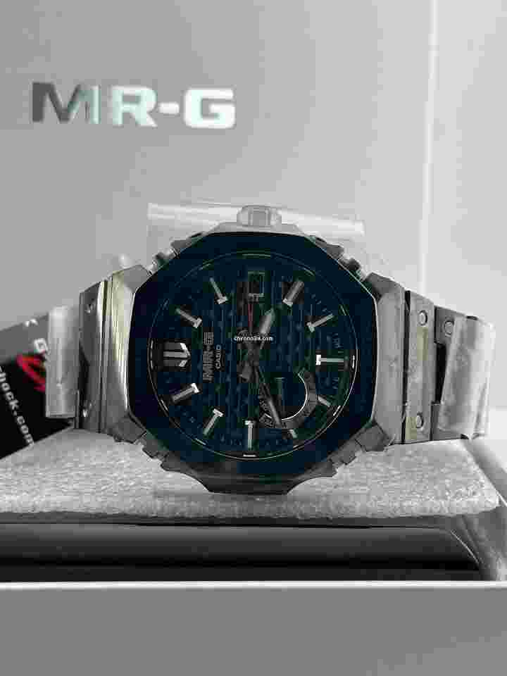 Casio G-Shock
                           
                                 MRGB2100B-1A