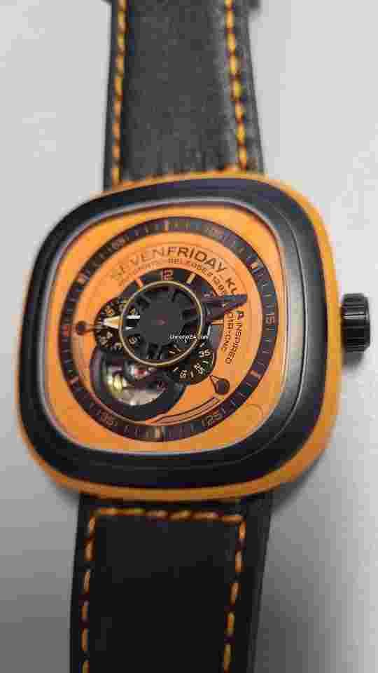 Sevenfriday P1-3
                           
                                 Industrial Essence