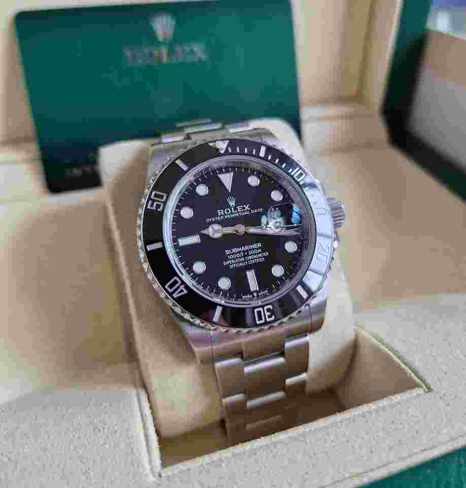 Rolex Submariner Date
126610LN 2025 NEW