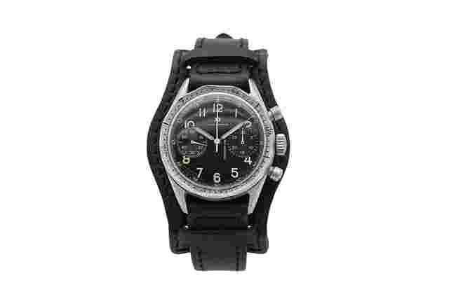 Junghans
                           
                                 Flieger Bundeswehr Messing Ref: 9397 S. 12-124-8591 New Service