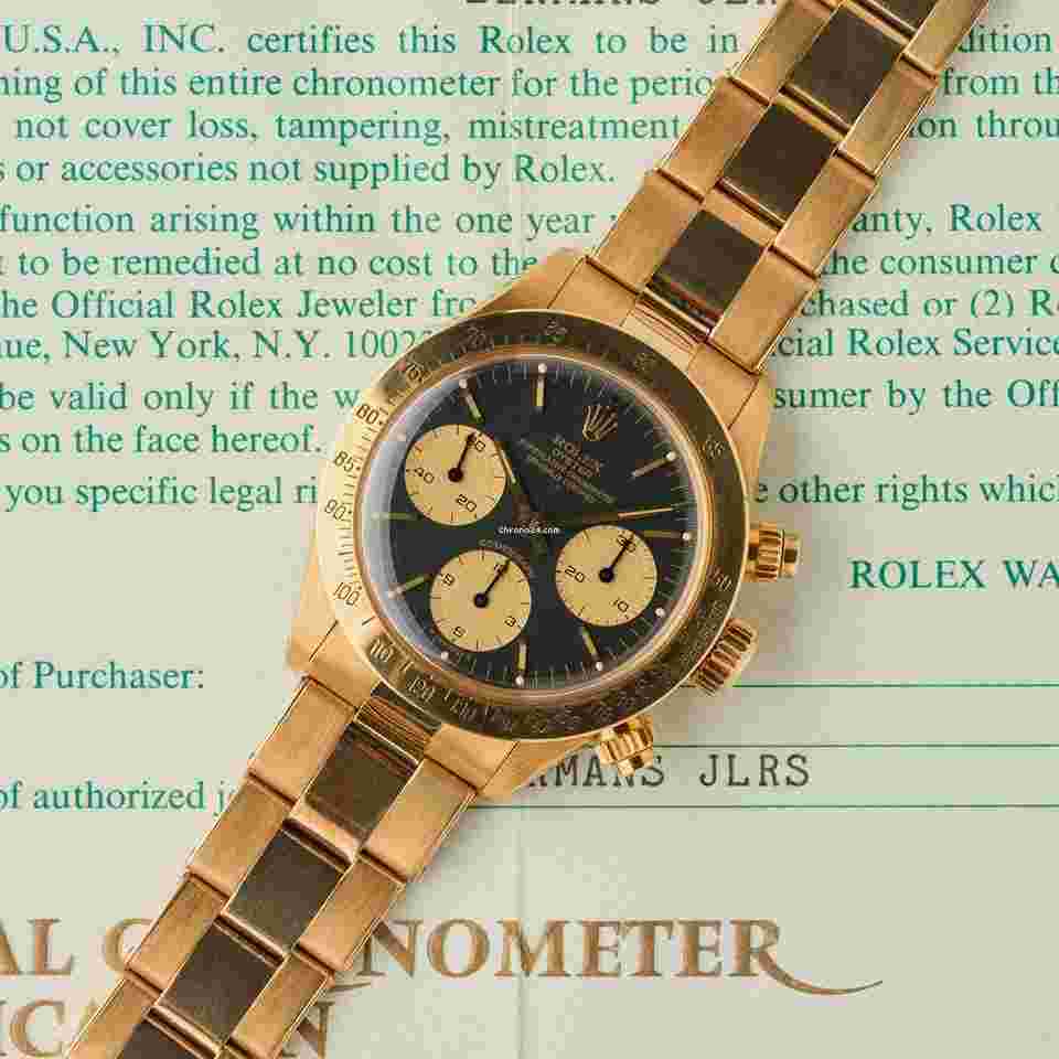 Rolex Daytona
6265 18K Yellow Gold - Black Dial and Champagne Counters - Full Set - NOS