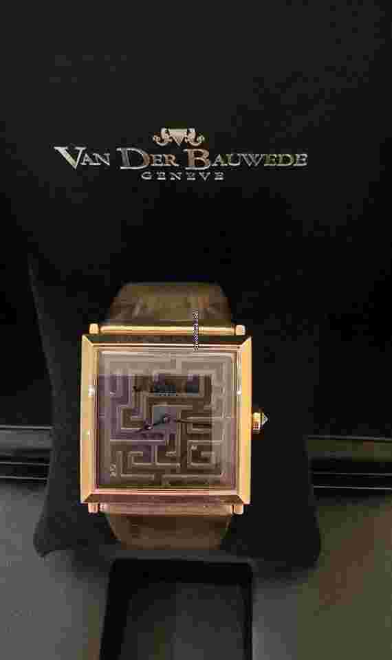 Van Der Bauwede
Labyrinthe Garden cal.88
