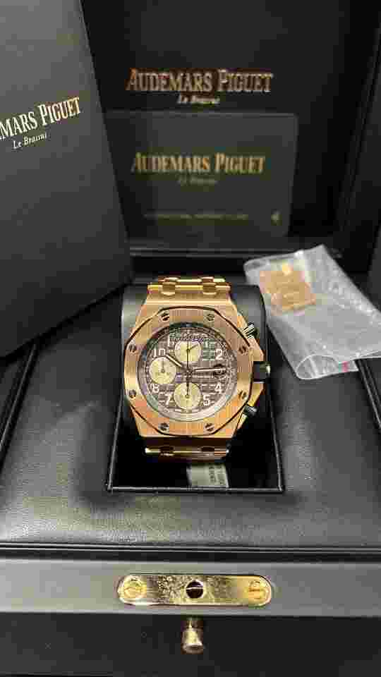 Audemars Piguet Royal Oak Offshore Chronograph
                           
                                 "BRICK"