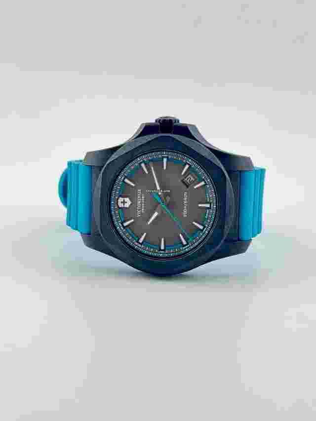 Victorinox Swiss Army I.N.O.X.
                           
                                 249173.1 limited edition