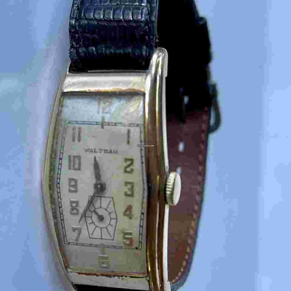 Waltham
                           
                                 Driver's Curvex Gold Filled Vintage