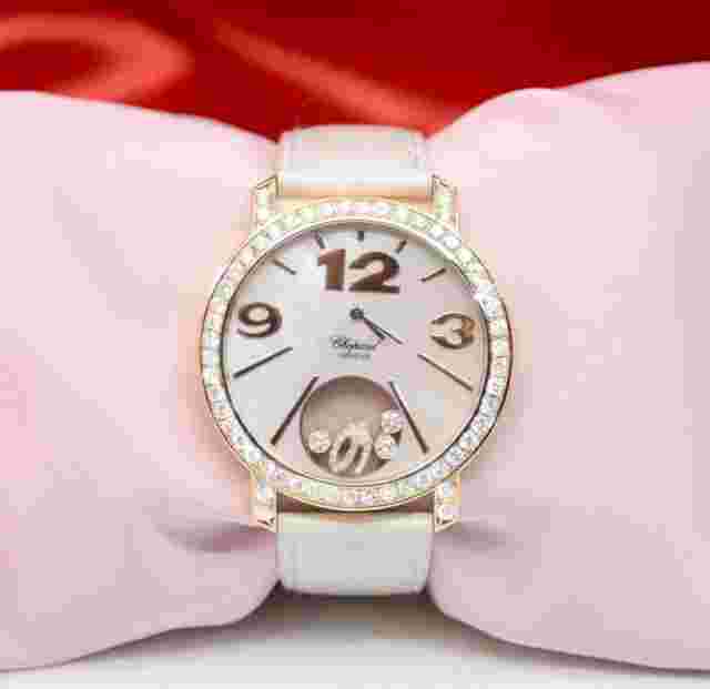 Chopard Happy Diamonds
                           
                                 18K Yellow Gold Watch w/Diamonds; floating diamonds 4176