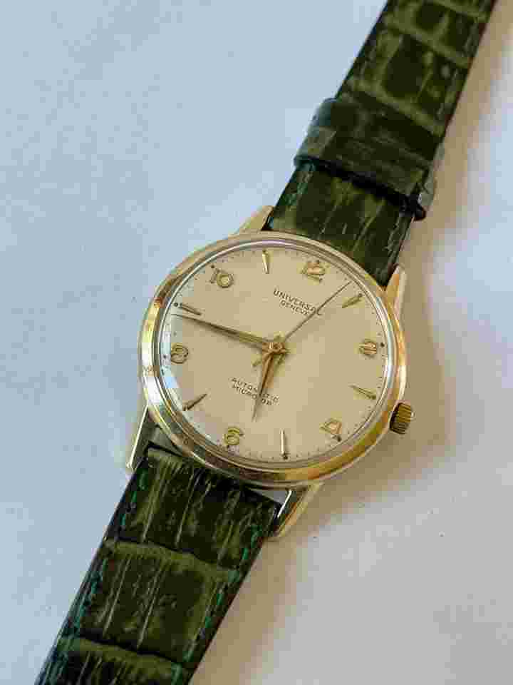 Universal Genève Microtor
                           
                                 Automatic Microtor Cal.215 28Jewels 10KGoldFilled Classic Engraved A.Capponi Vintage Swiss