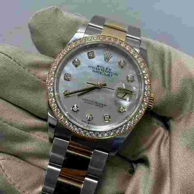 Rolex Datejust 36
                           
                                 Two Tone / Diamond Mother of Pearl Dial / Oyster / NEW 2024 / BOX AND PAPERS