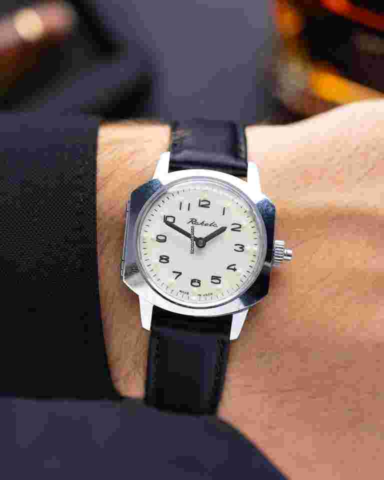 Raketa
Braille dial (for visually impaired) Soviet Mechanical Watch