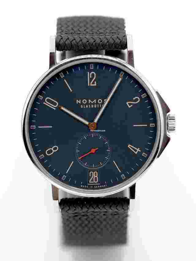 NOMOS Ahoi Atlantik Datum
                           
                                 558