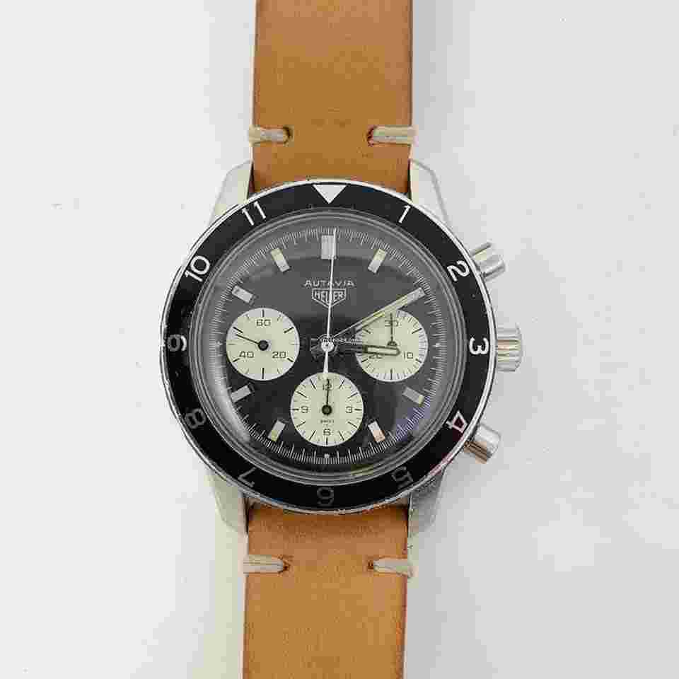 TAG Heuer Autavia
                           
                                 Stainless Steel Black Dial 2446