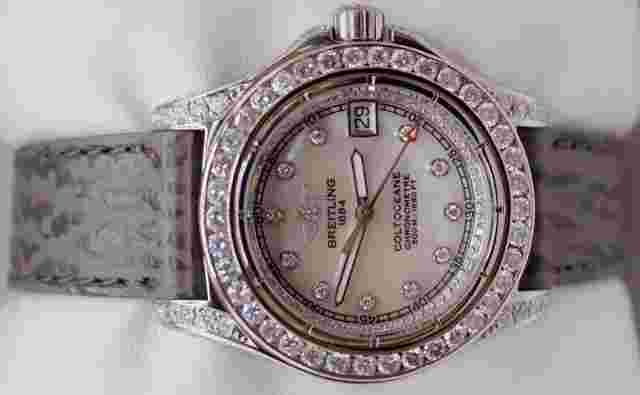 Breitling Colt Oceane
                           
                                 33mm Diamond Watch
