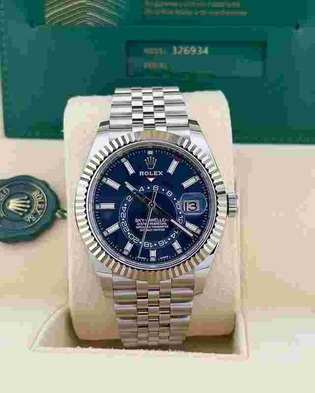 Rolex Sky-Dweller
                           
                                 In Stock 2024 Sky-dweller Blue Dial 336934 Jubilee Bracelet