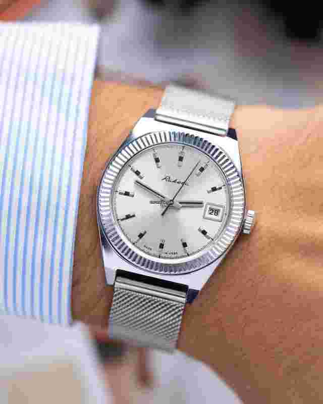Raketa
                           
                                 Fluted Bezel Tudor Style Made in USSR Soviet watch