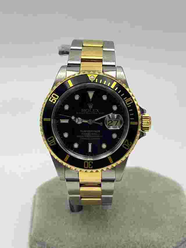 Rolex Submariner Date
                           
                                 Two Tone Black 16613 ‘Swiss Only’ A Serial – 2000 – Box and Papers