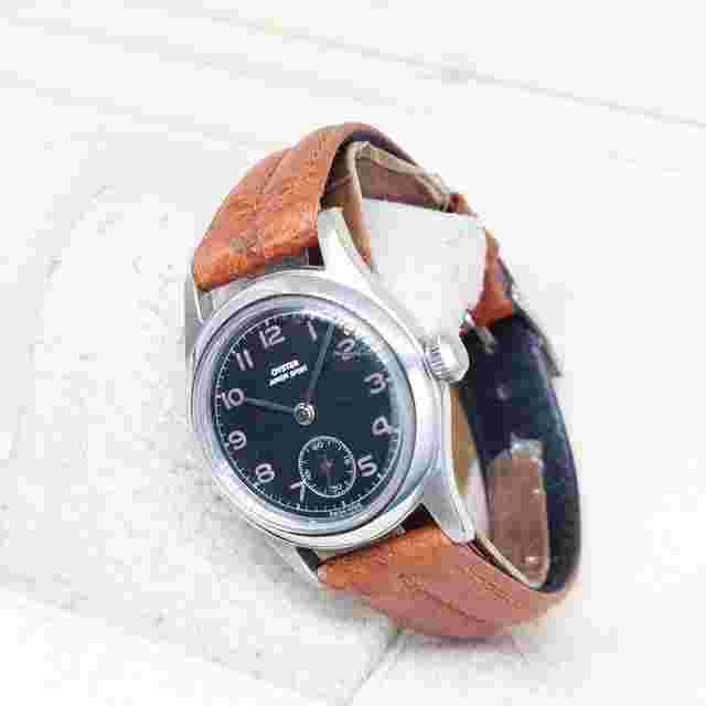 Rolex Oyster
                           
                                 Speedking