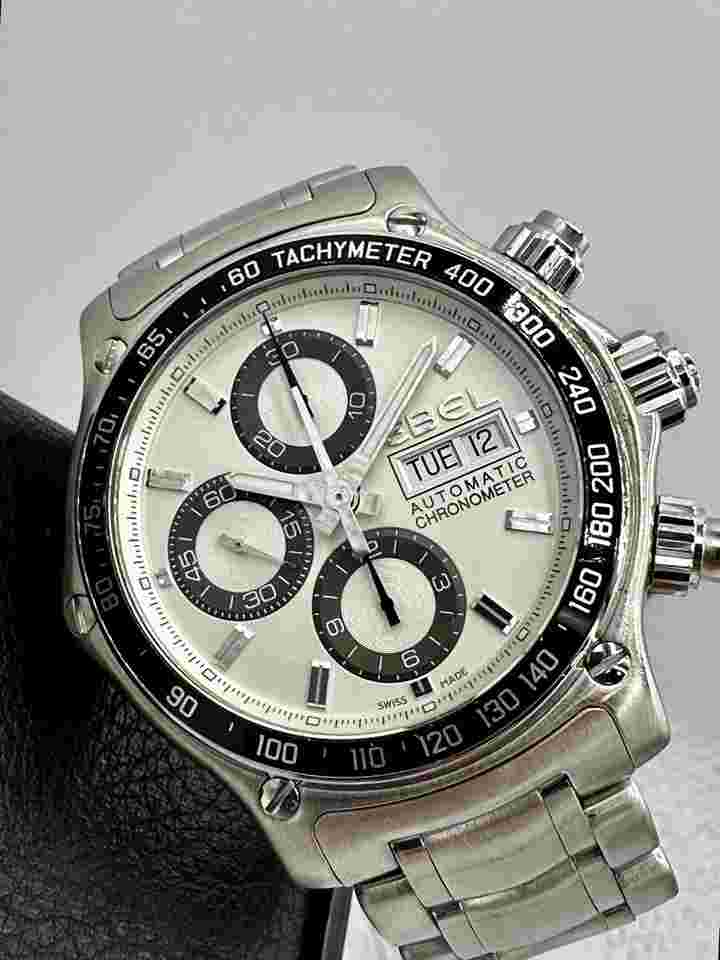 Ebel 1911 Discovery
                           
                                 Chronograph 42mm Swiss Automatic Day Date White Dial 100m