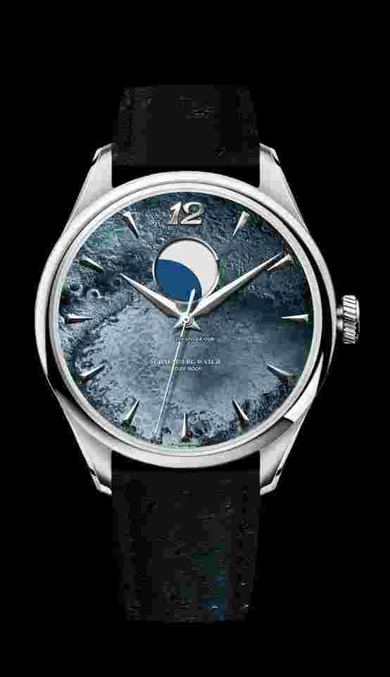 Schaumburg
                           
                                 The blue Rocky MooN