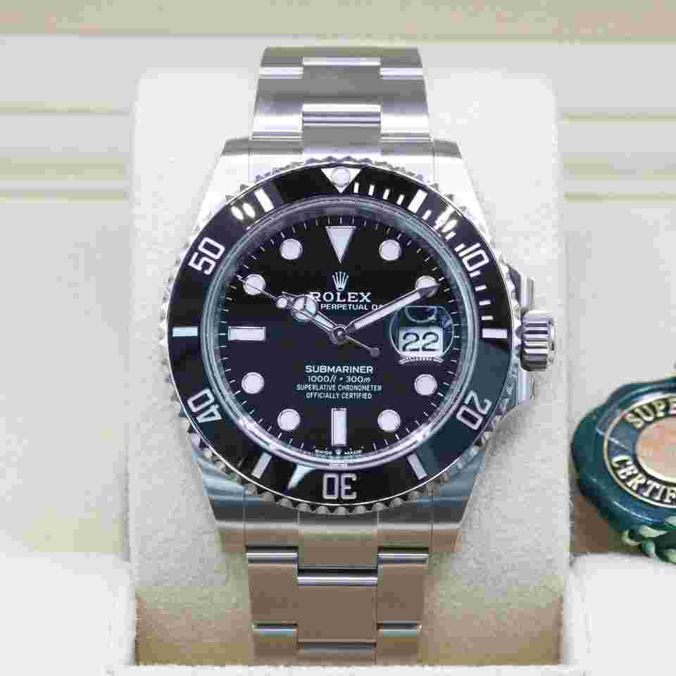 Rolex Submariner Date
126610LN 2023