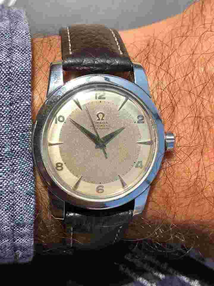 Omega Seamaster
Automatic Seamaster Bumper 2577-14 Dual Tone Dial Cal 28.10 R.A SC PC